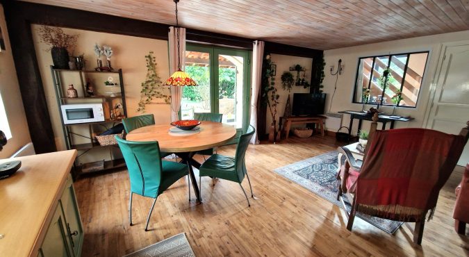 Huiskamer zicht naar buiten 2